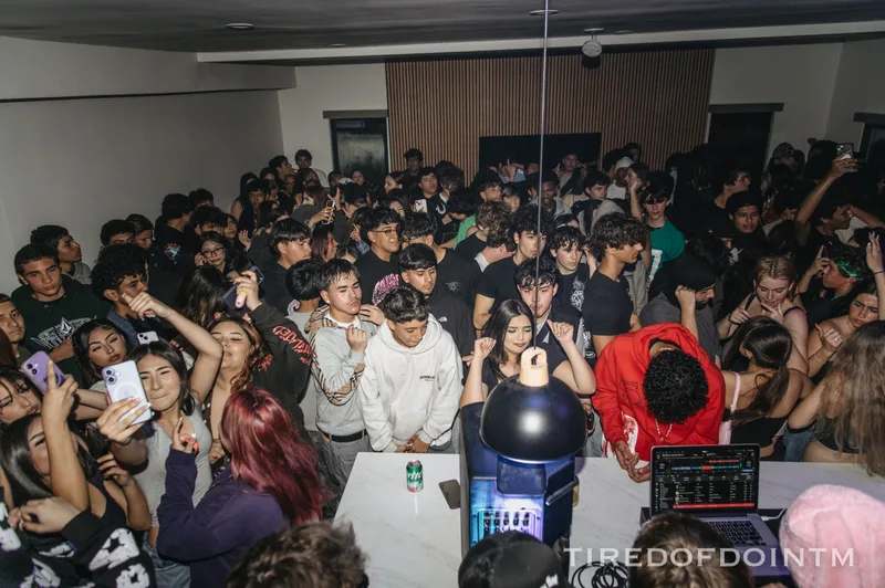 Gallery photo